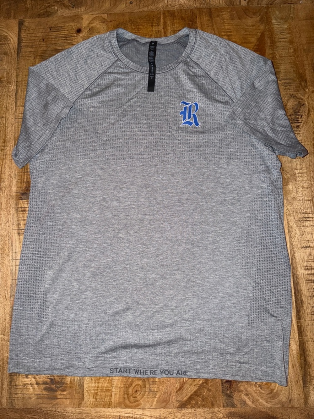 lululemon athletica Gray Waffle Knit Crew with Blue Logo - Picture 2 of 4